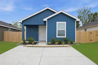6031 Pineapple Street, Houston, TX 77048