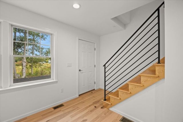 531 Foundry Street E, Easton, MA 02356