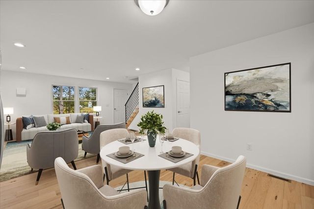 531 Foundry Street E, Easton, MA 02356