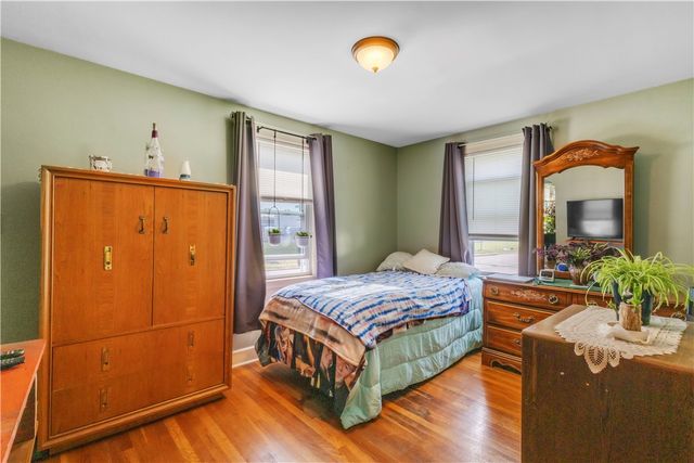 629 York Avenue, Pawtucket, RI 02861