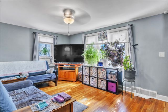 629 York Avenue, Pawtucket, RI 02861