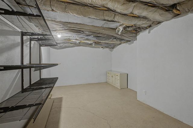 315 Sherrylynn Boulevard, Pleasant Hill, IA 50327