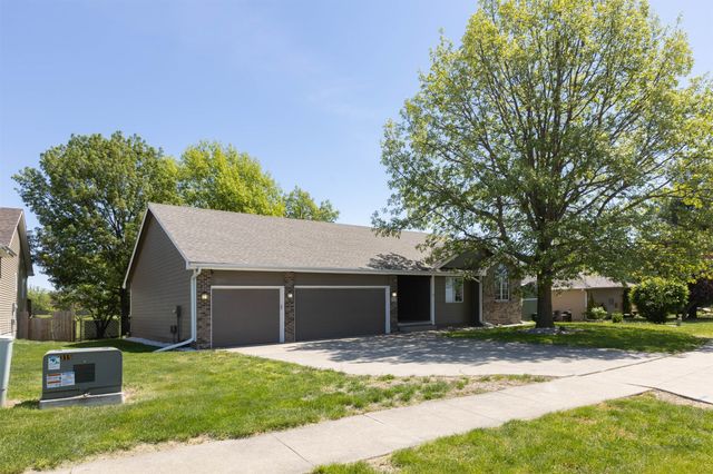 315 Sherrylynn Boulevard, Pleasant Hill, IA 50327
