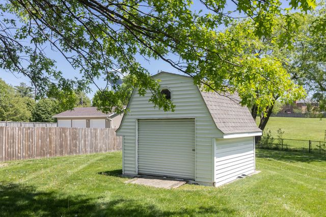 315 Sherrylynn Boulevard, Pleasant Hill, IA 50327