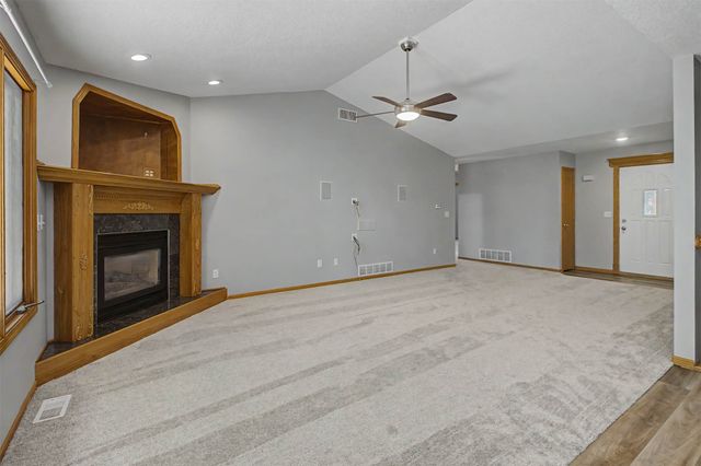 315 Sherrylynn Boulevard, Pleasant Hill, IA 50327