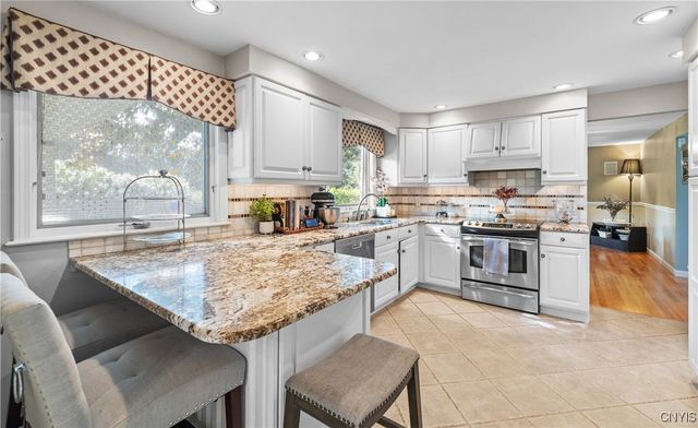 4011 College View Drive, Cortlandville, NY 13045