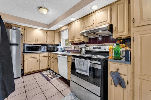 5056 Chipman Drive, Columbus, OH 43232