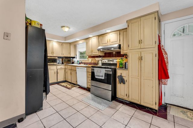 5056 Chipman Drive, Columbus, OH 43232