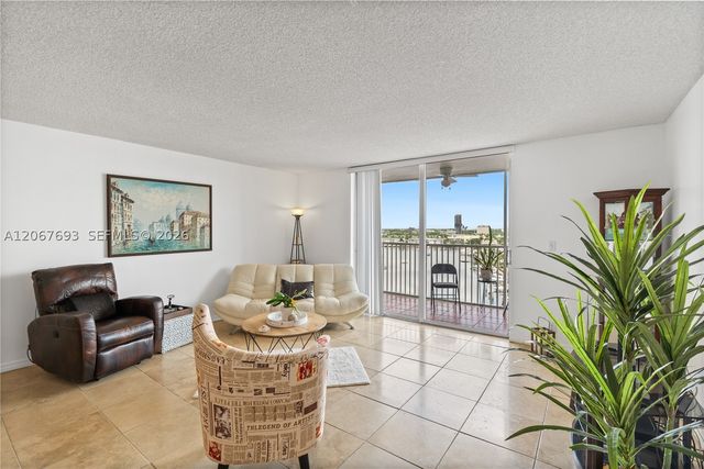 100 Golden Isles Dr 1109, Hallandale Beach, FL 33009