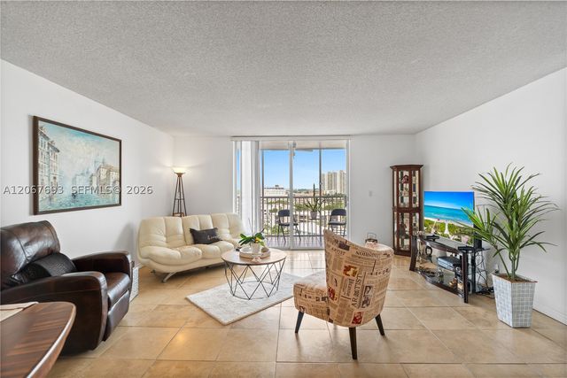 100 Golden Isles Dr 1109, Hallandale Beach, FL 33009