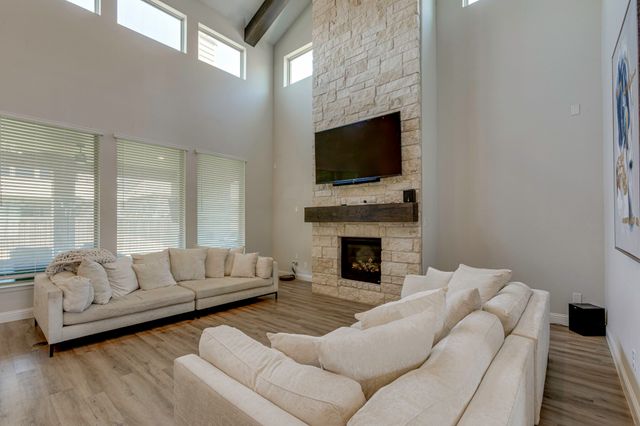 914 Colby Bluff Drive, Rockwall, TX 75087