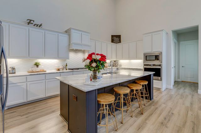 914 Colby Bluff Drive, Rockwall, TX 75087