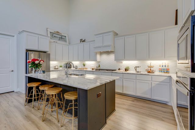 914 Colby Bluff Drive, Rockwall, TX 75087