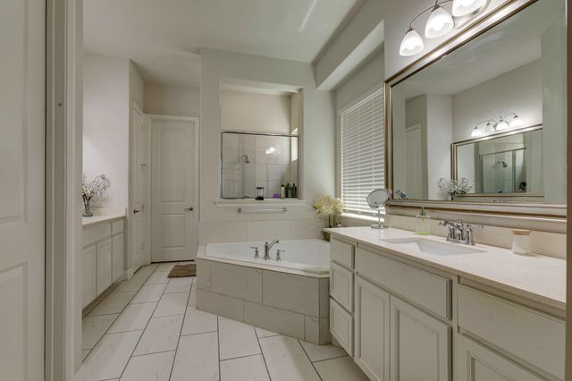 914 Colby Bluff Drive, Rockwall, TX 75087