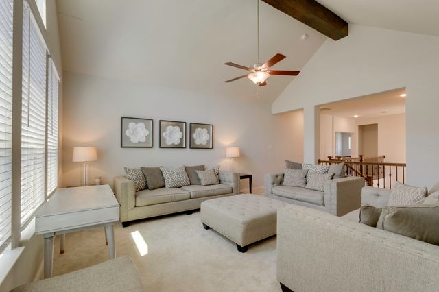914 Colby Bluff Drive, Rockwall, TX 75087