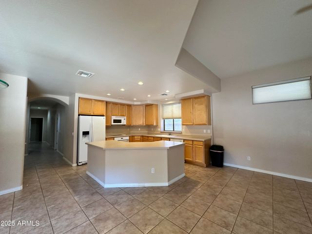 2627 E Acoma Drive, Phoenix, AZ 85032