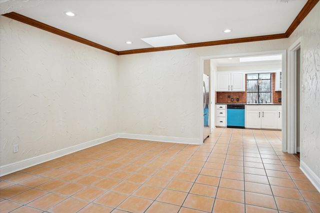 2201 Kirby Drive, Plano, TX 75075