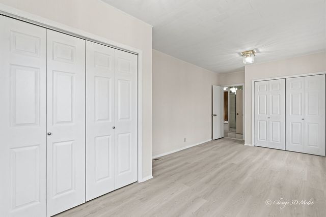 3944 W Greenleaf Avenue, Lincolnwood, IL 60712