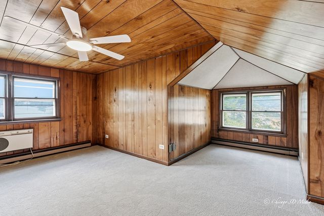 3944 W Greenleaf Avenue, Lincolnwood, IL 60712