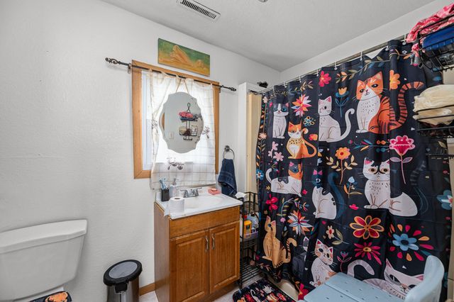 318 2nd Avenue S, Clinton, IA 52732