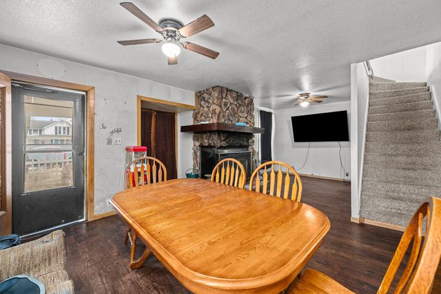 318 2nd Avenue S, Clinton, IA 52732