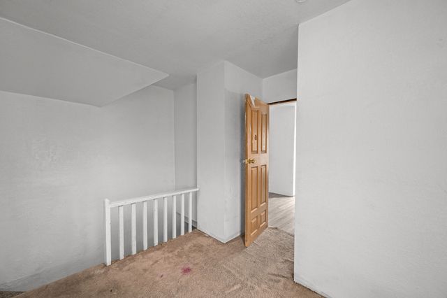 318 2nd Avenue S, Clinton, IA 52732