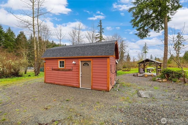 715 390th Street S, Roy, WA 98580