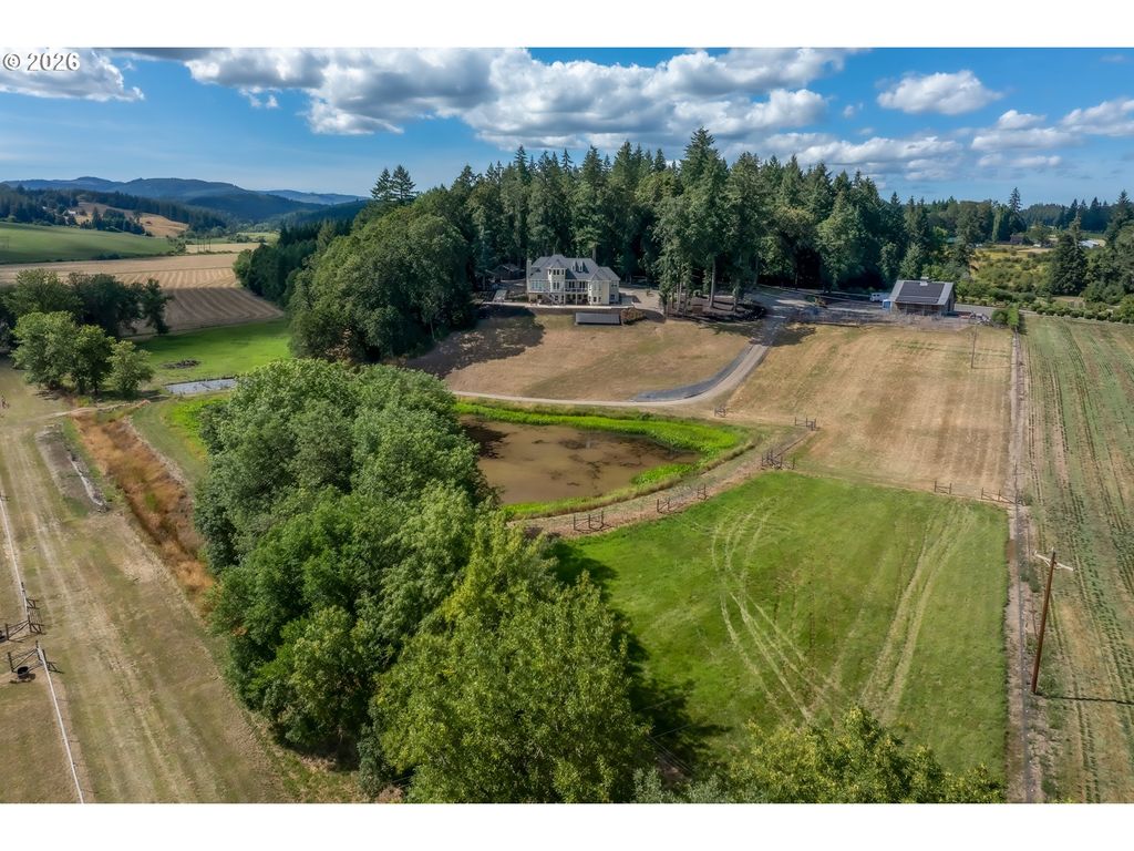 Image 47 of property listing at 9850 Nw HOMESTEAD Ln, Carlton, OR 97111