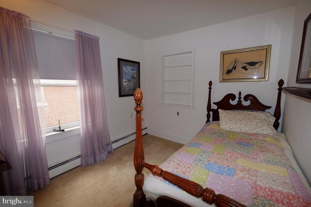 38 E 4TH ST, Lansdale, PA 19446