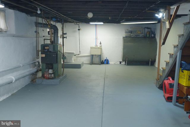 38 E 4TH ST, Lansdale, PA 19446