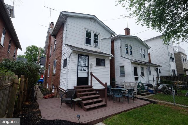 38 E 4TH ST, Lansdale, PA 19446