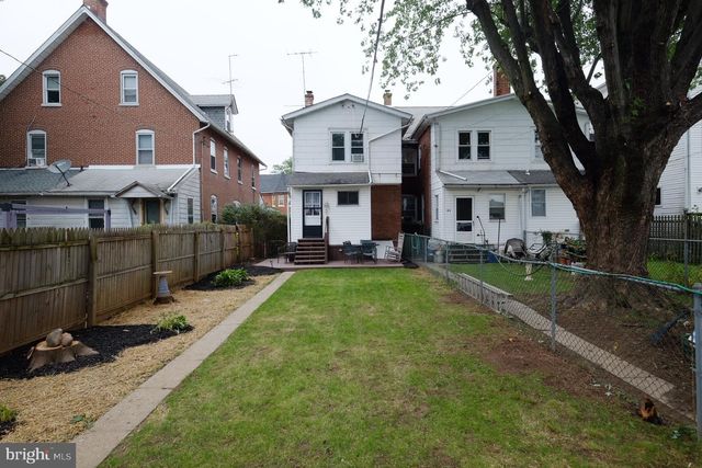 38 E 4TH ST, Lansdale, PA 19446