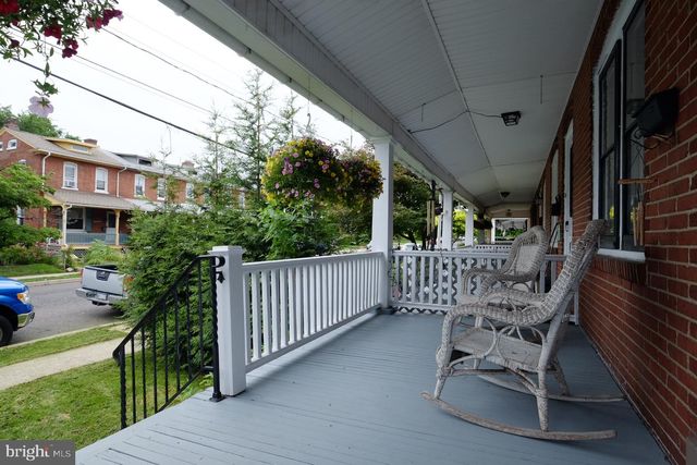 38 E 4TH ST, Lansdale, PA 19446