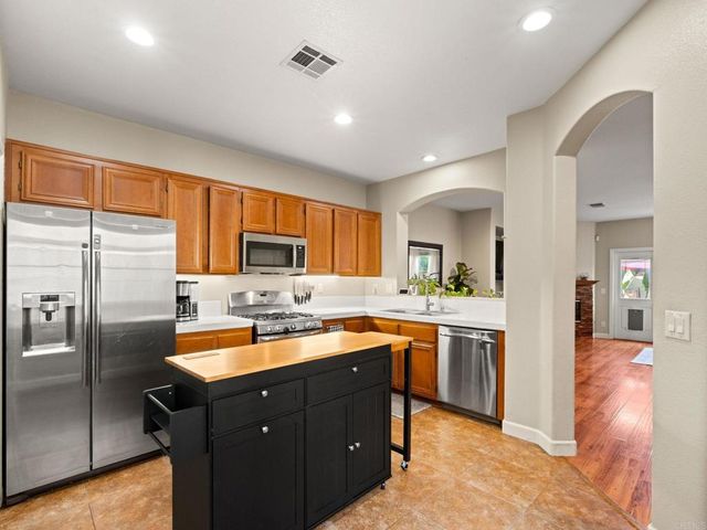 625 Sumner Way 4, Oceanside, CA 92058