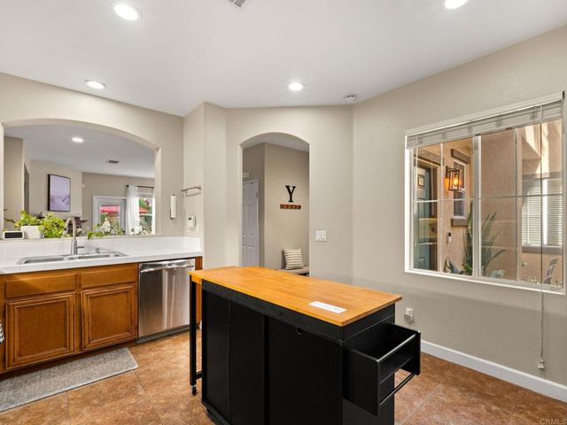 625 Sumner Way 4, Oceanside, CA 92058