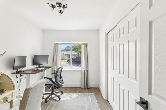 7308 Saffron ST, Austin, TX 78749