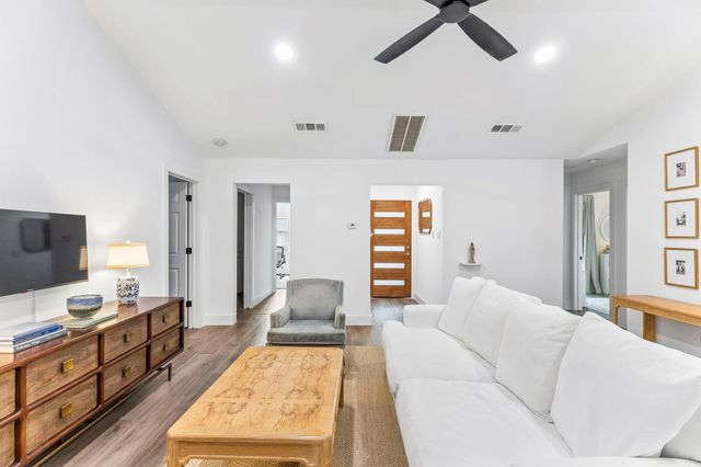 7308 Saffron ST, Austin, TX 78749