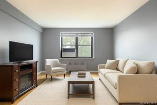 91-10 32 Avenue 303, Jackson Heights, NY 11369