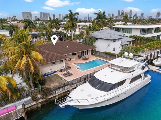 2930 NE 164th St, North Miami Beach, FL 33160