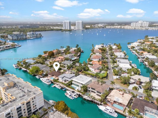 2930 NE 164th St, North Miami Beach, FL 33160