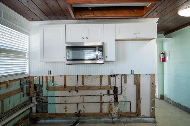 856 NORTH SHORE DRIVE, Anna Maria, FL 34216