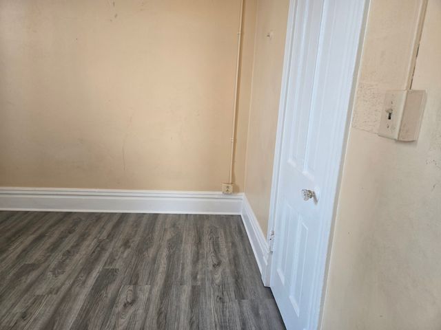 3 National Street 3, Elgin, IL 60123