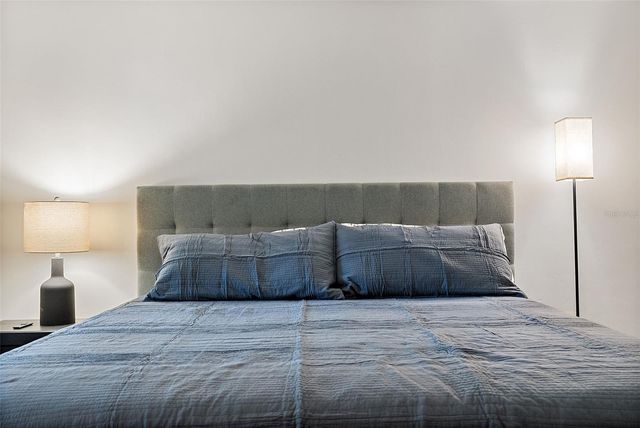 200 36TH AVENUE N 104A, St Petersburg, FL 33704