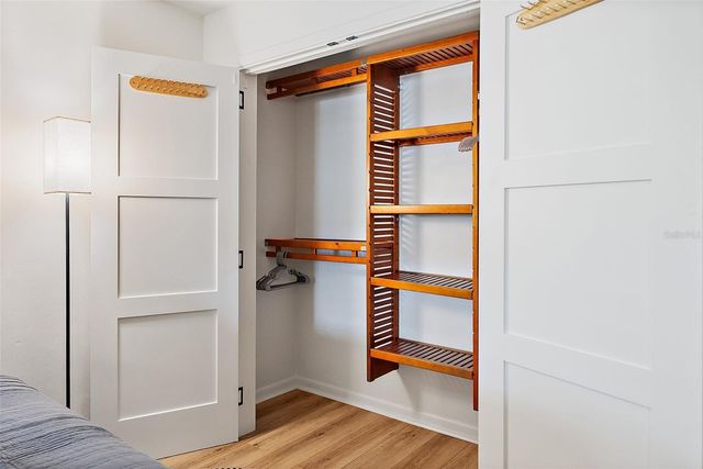 200 36TH AVENUE N 104A, St Petersburg, FL 33704