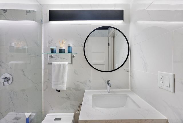 200 36TH AVENUE N 104A, St Petersburg, FL 33704