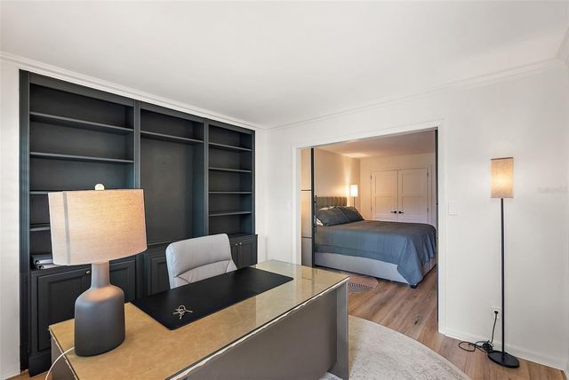 200 36TH AVENUE N 104A, St Petersburg, FL 33704