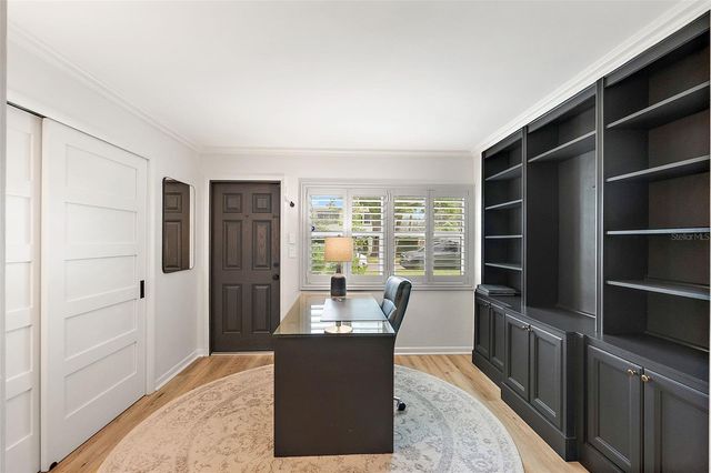 200 36TH AVENUE N 104A, St Petersburg, FL 33704