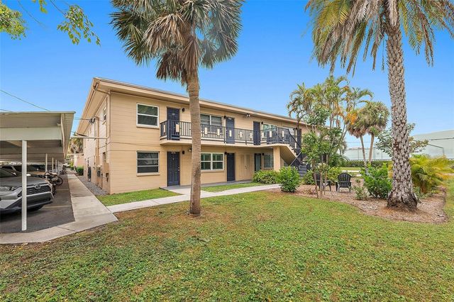 200 36TH AVENUE N 104A, St Petersburg, FL 33704