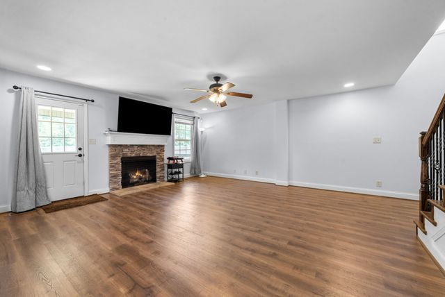 789 Banister Dr, Clarksville, TN 37042