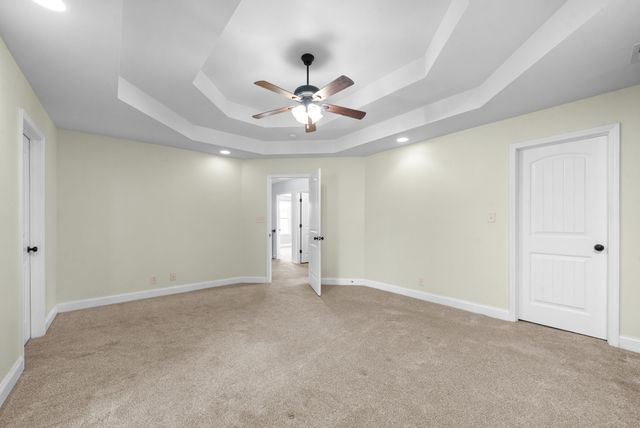 789 Banister Dr, Clarksville, TN 37042
